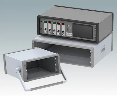 Moderne Rack-Gehäuse in den Breiten 10,5 Zoll und 19 Zoll 